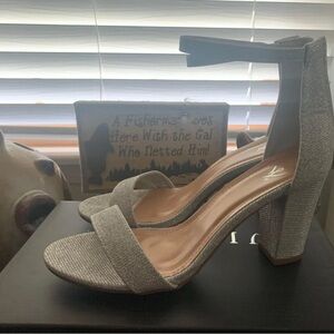 Windsor silver sparkley heels